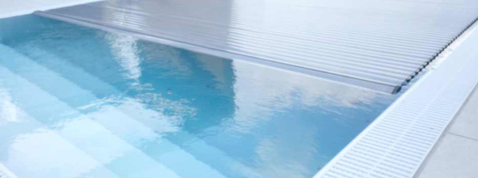 PP Pool mit Überlaufrinne